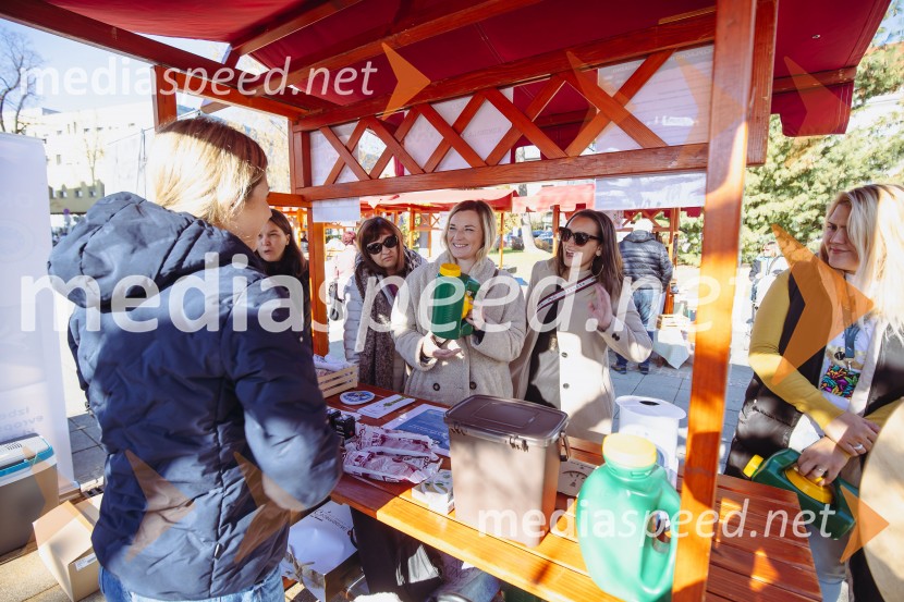 Tržnica lokalnih dobrot v Kranju