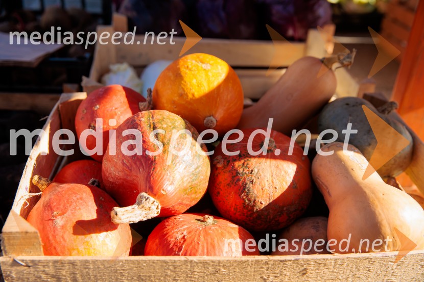 Tržnica lokalnih dobrot v Kranju