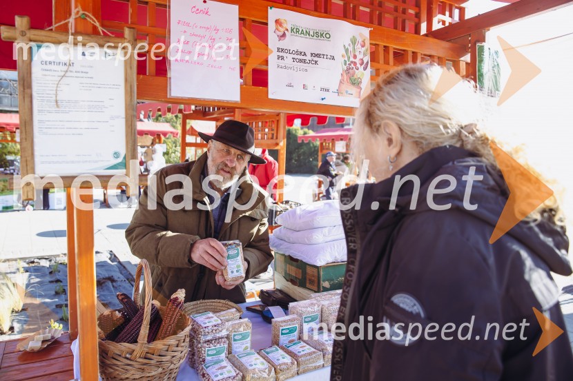 Tržnica lokalnih dobrot v Kranju