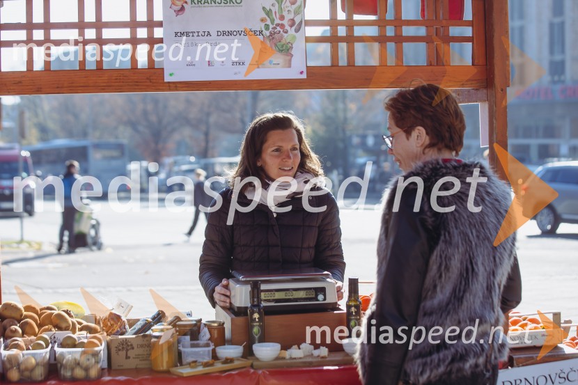Tržnica lokalnih dobrot v Kranju