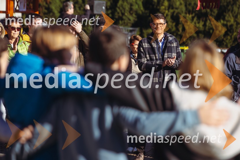 Tržnica lokalnih dobrot v Kranju