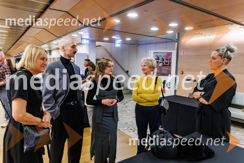  ... ;  ... ;  Mateja Naberšnik, maskerka36. Liffe – Ljubljanski mednarodni filmski festival in premiera filma Belo se pere na devedeset