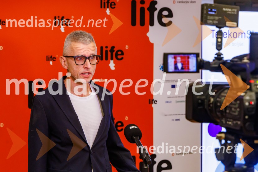  Aleš  Pavlin , Perfo production36. Liffe – Ljubljanski mednarodni filmski festival in premiera filma Belo se pere na devedeset