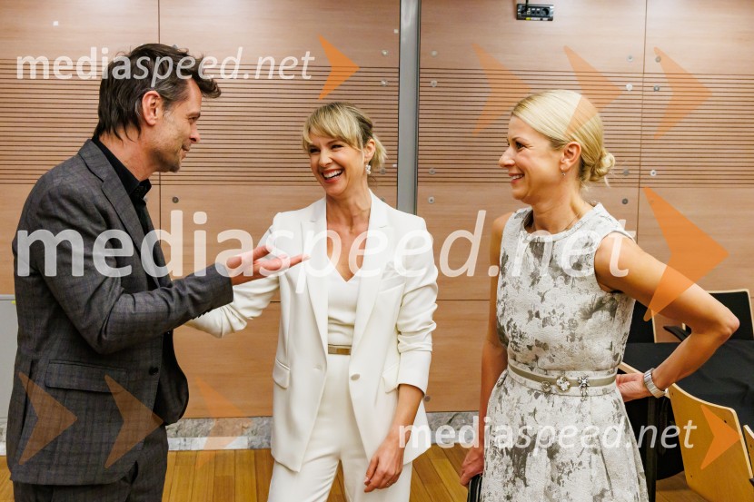  Iva Krajnc Bagola, igralka;  Tjaša  Železnik, igralka36. Liffe – Ljubljanski mednarodni filmski festival in premiera filma Belo se pere na devedeset