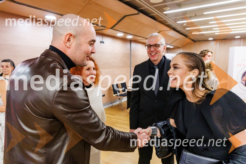  ... ;  ... ;  Ditka Haberl, pevka;  ... ;  ... 36. Liffe – Ljubljanski mednarodni filmski festival in premiera filma Belo se pere na devedeset