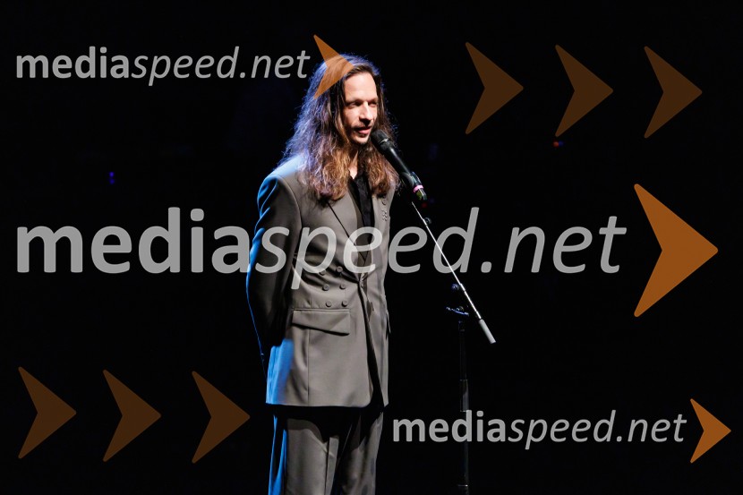  Peter Baroš, direktor kulturno-umetniškega programa Cankarjevega doma36. Liffe – Ljubljanski mednarodni filmski festival in premiera filma Belo se pere na devedeset