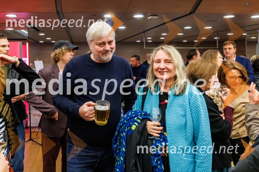  ... ;  ... ;  ... ;  ... ;  ... ;  Renata Šestić36. Liffe – Ljubljanski mednarodni filmski festival in premiera filma Belo se pere na devedeset