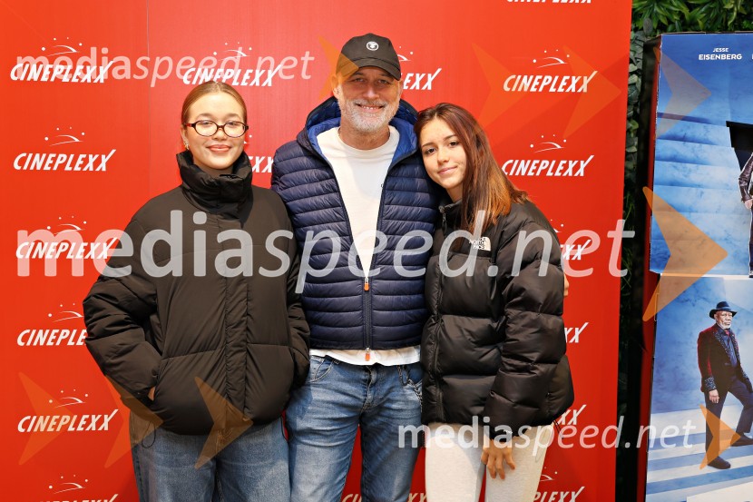  ... ;  Aleš Bravničar, fotograf;  ... Zdaj me vidiš, zdaj me ne vidiš 3, premiera filma v Cineplexxu