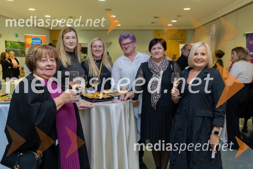 Roza oktober in moška moda, humanitarn modna revija