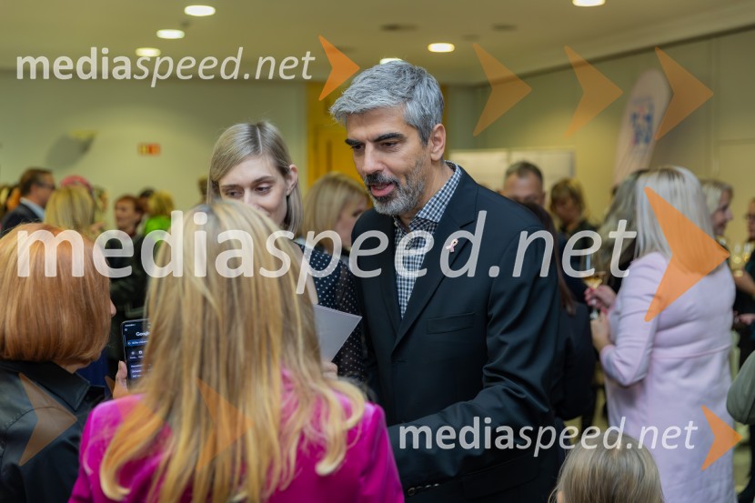  Natalija Greiner, Štajerski avto dom;  Bor Greiner, odgovorni urednik, Radio CityRoza oktober in moška moda, humanitarn modna revija