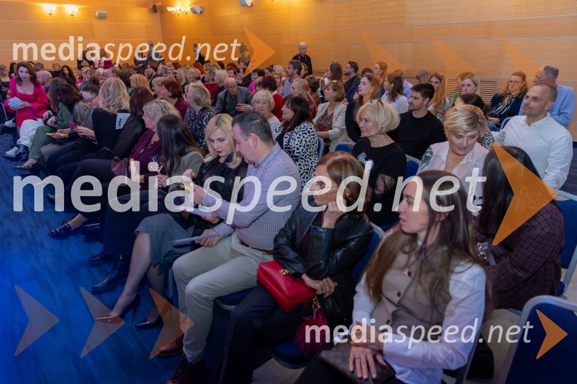 Roza oktober in moška moda, humanitarn modna revija