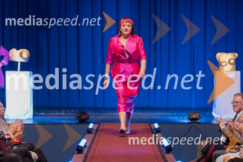 Roza oktober in moška moda, humanitarn modna revija