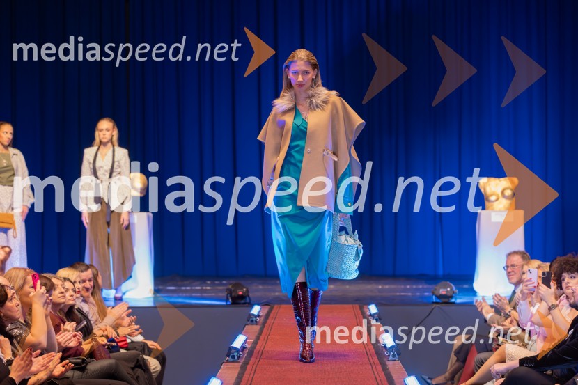 Roza oktober in moška moda, humanitarn modna revija