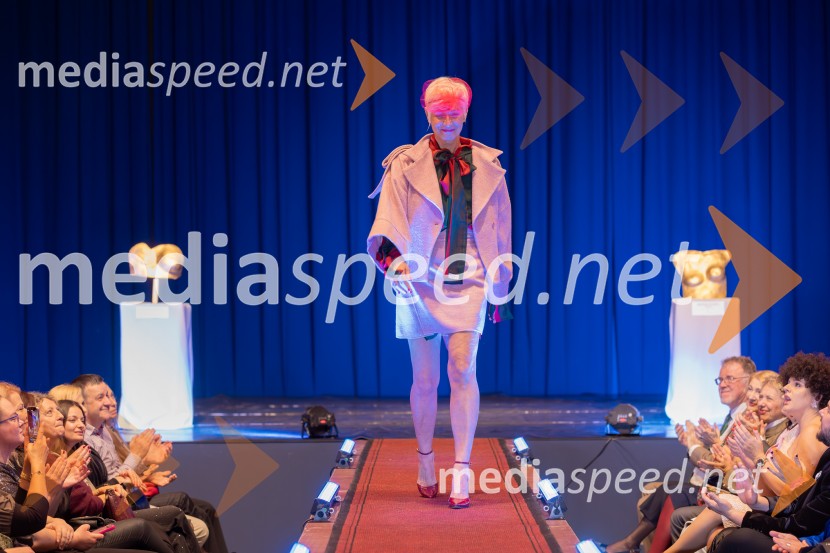 Roza oktober in moška moda, humanitarn modna revija