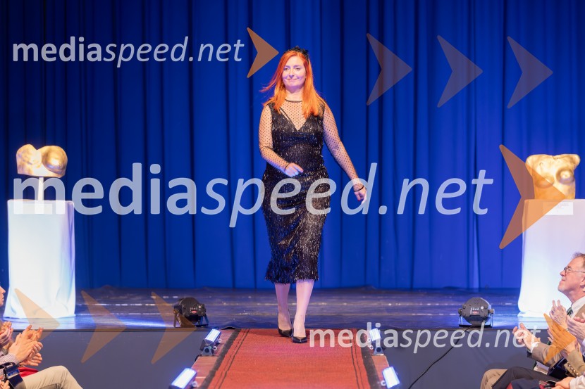 Roza oktober in moška moda, humanitarn modna revija