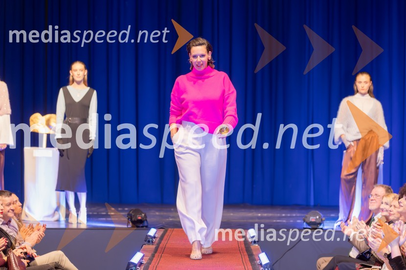 Roza oktober in moška moda, humanitarn modna revija