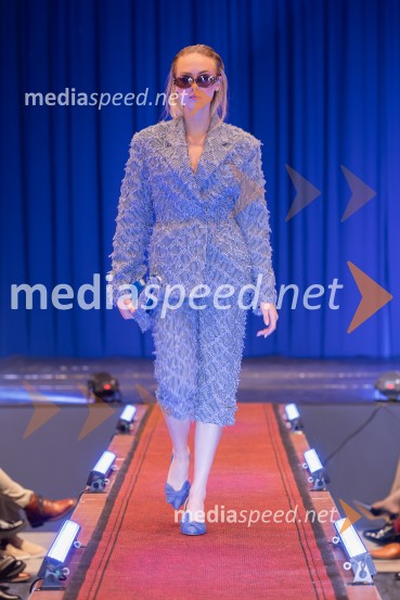 Roza oktober in moška moda, humanitarn modna revija