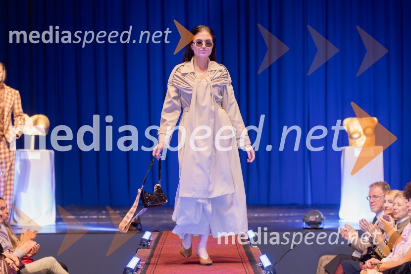 Roza oktober in moška moda, humanitarn modna revija