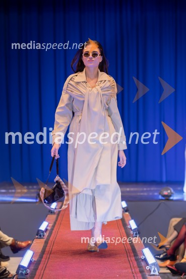 Roza oktober in moška moda, humanitarn modna revija