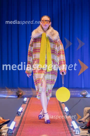 Roza oktober in moška moda, humanitarn modna revija