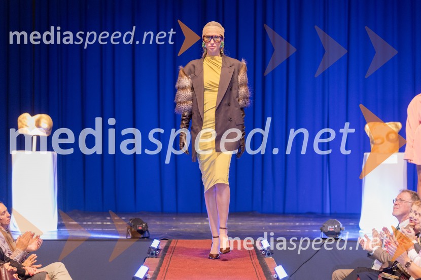 Roza oktober in moška moda, humanitarn modna revija