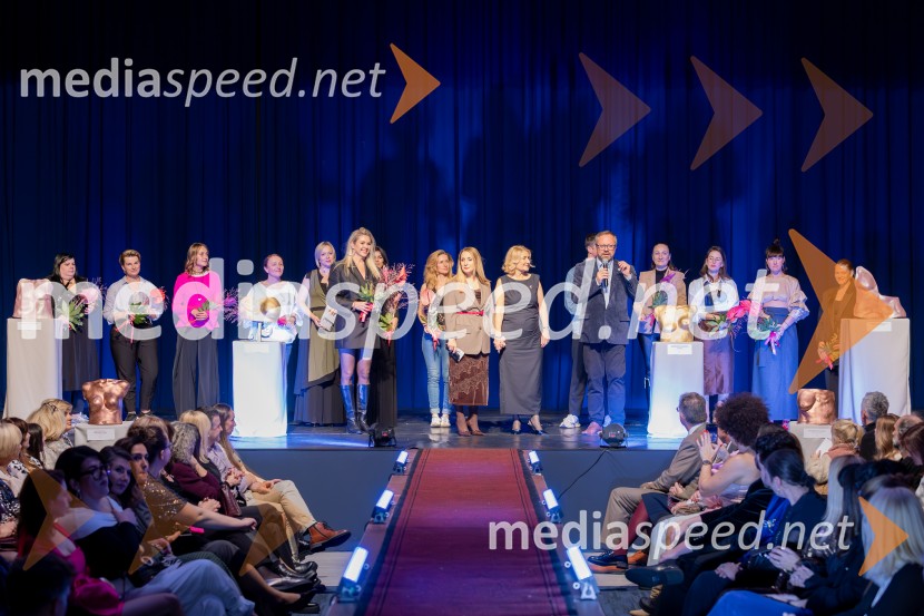 Roza oktober in moška moda, humanitarn modna revija