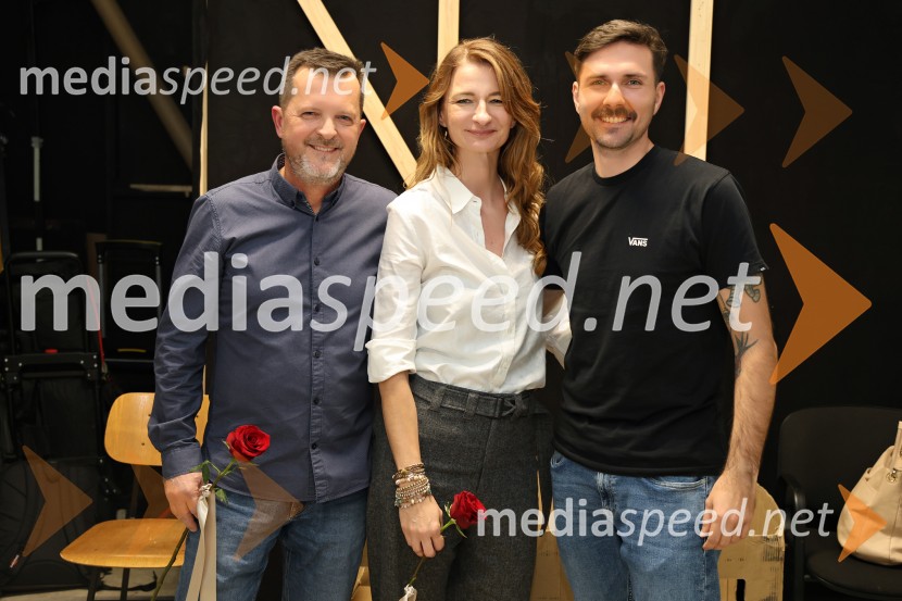  ... ;  Maja Borin, dramaturginja;  ... 