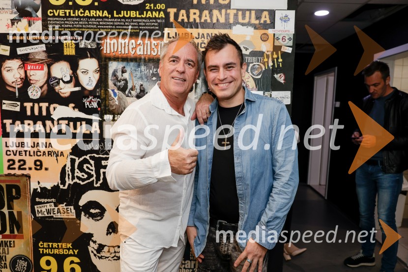 VIli Resnik s prijatelji - 30 let glasbene kariere