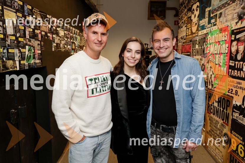 VIli Resnik s prijatelji - 30 let glasbene kariere