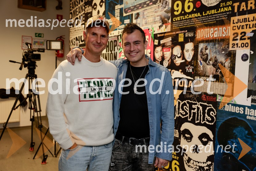 VIli Resnik s prijatelji - 30 let glasbene kariere