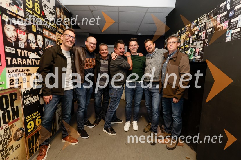 VIli Resnik s prijatelji - 30 let glasbene kariere