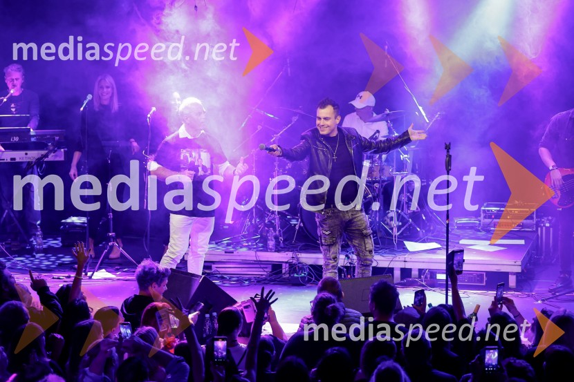 VIli Resnik s prijatelji - 30 let glasbene kariere