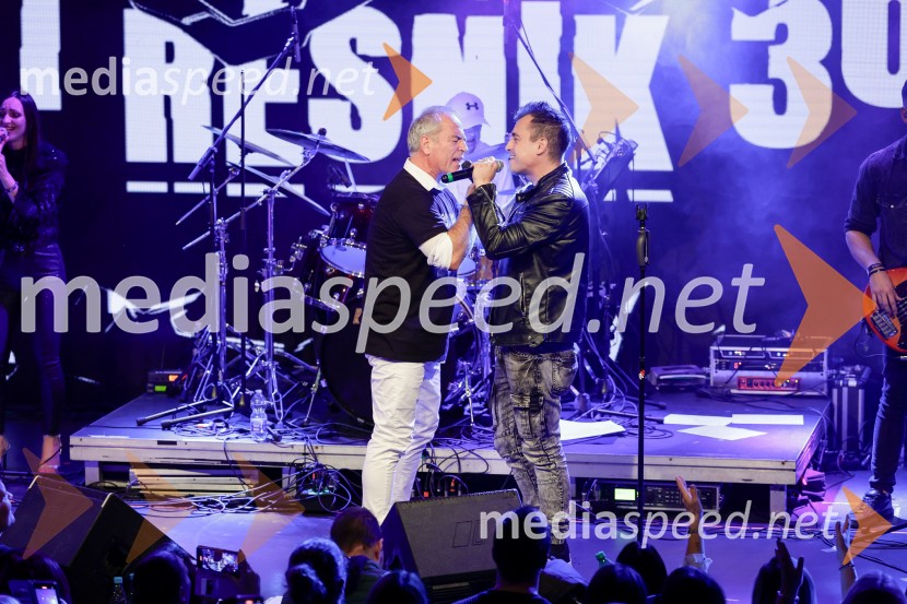 VIli Resnik s prijatelji - 30 let glasbene kariere