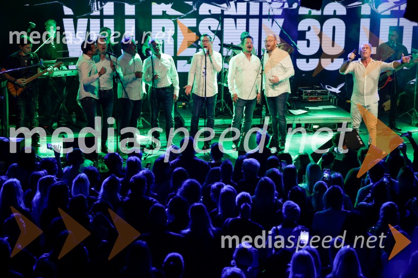 VIli Resnik s prijatelji - 30 let glasbene kariere