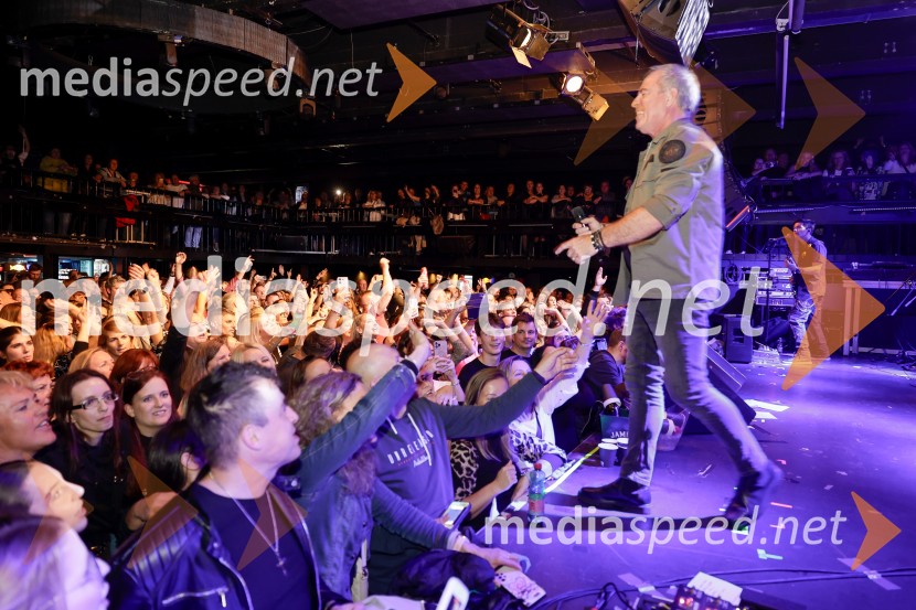 VIli Resnik s prijatelji - 30 let glasbene kariere