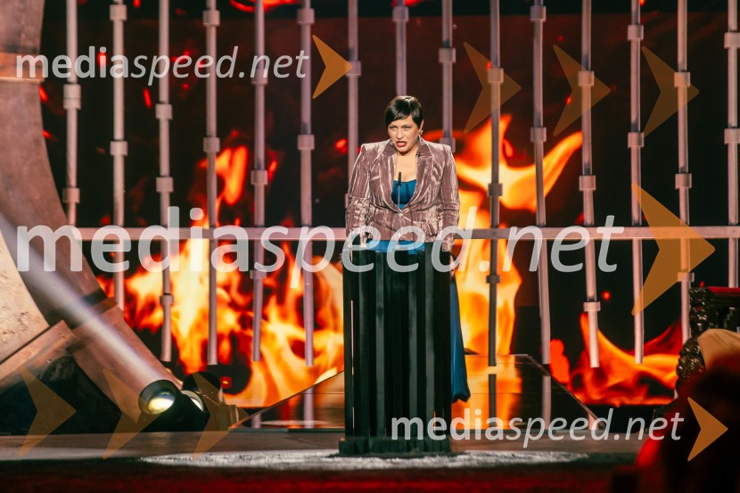  Nuška Drašček, pevkaNa žaru z Ladom Bizovičarjem, Magnifico