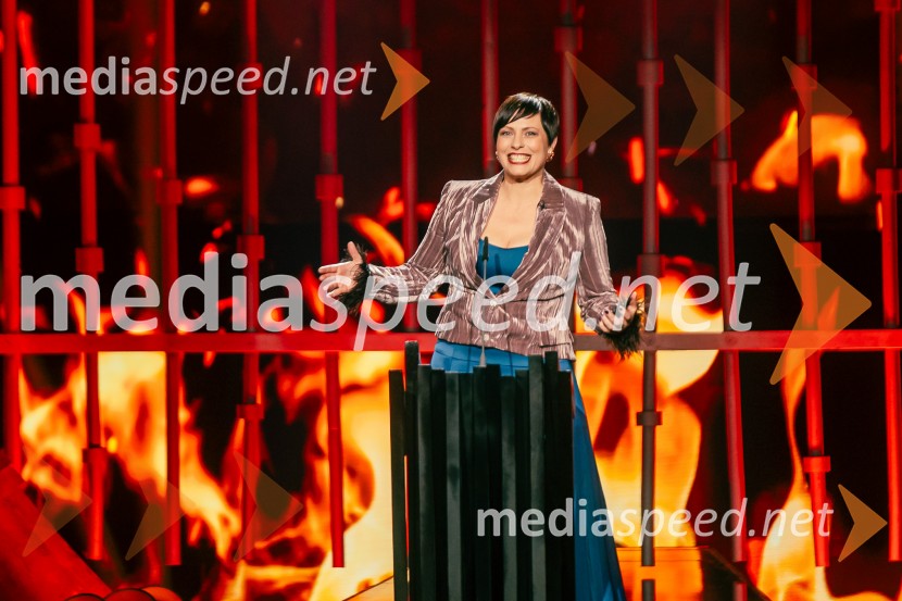  Nuška Drašček, pevkaNa žaru z Ladom Bizovičarjem, Magnifico