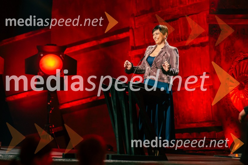  Nuška Drašček, pevkaNa žaru z Ladom Bizovičarjem, Magnifico