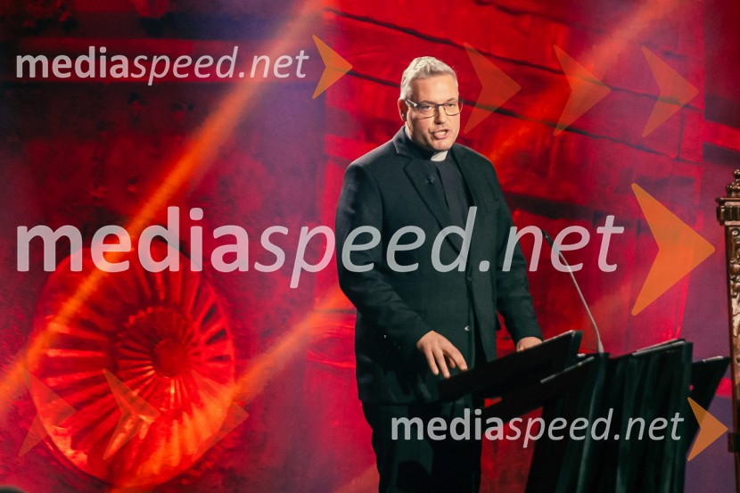  Klemen  Balažič, duhovnikNa žaru z Ladom Bizovičarjem, Magnifico