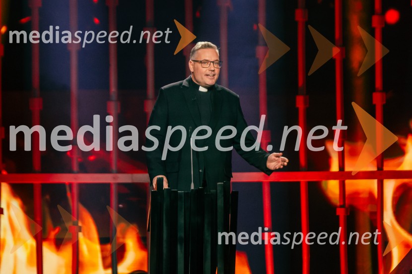  Klemen  Balažič, duhovnikNa žaru z Ladom Bizovičarjem, Magnifico