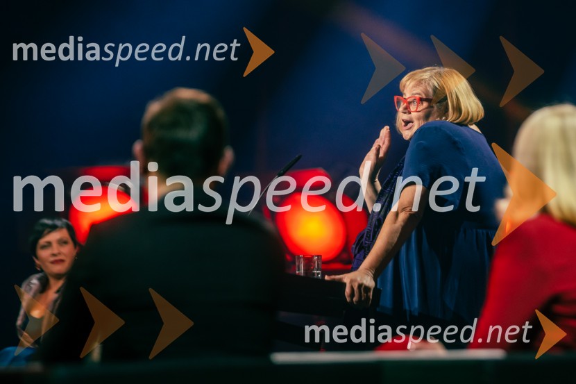  Desa Muck, voditeljica, pisateljicaNa žaru z Ladom Bizovičarjem, Magnifico