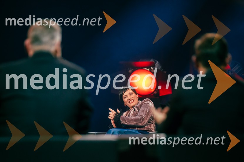  Nuška Drašček, pevkaNa žaru z Ladom Bizovičarjem, Magnifico