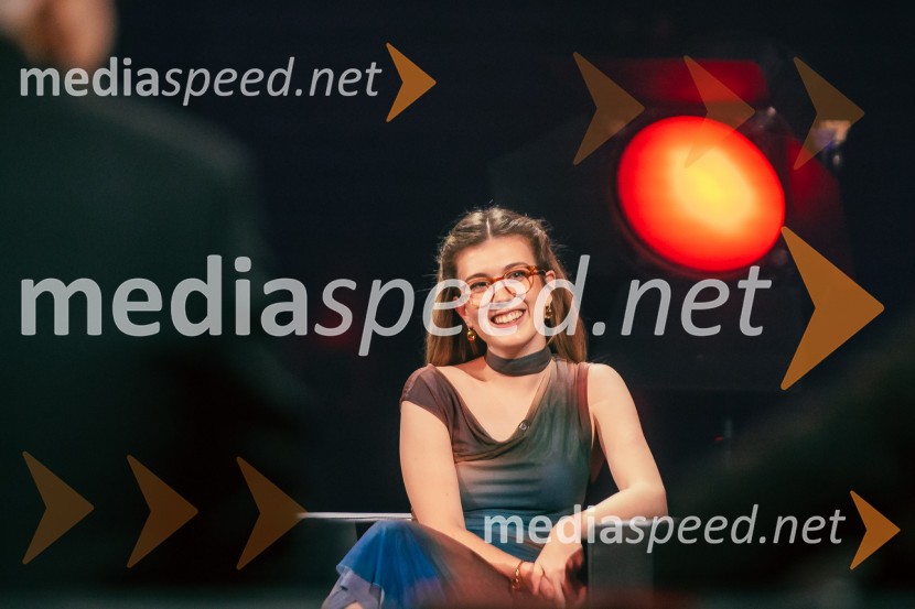  Mila Peršin, igralkaNa žaru z Ladom Bizovičarjem, Magnifico