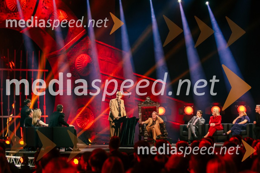 Na žaru z Ladom Bizovičarjem, Magnifico