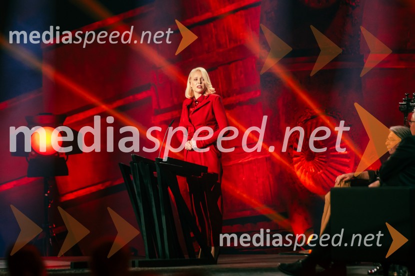 mag. Urška Klakočar Zupančič, predsednica Državnega zbora RS, podpredsednica, Gibanje Svoboda;  Robert Pešut - Magnifico, glasbenikNa žaru z Ladom Bizovičarjem, Magnifico