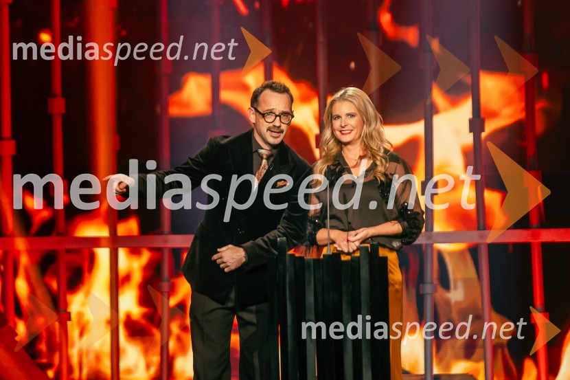  Jože Robežnik,  televizijski voditelj;  Bernarda Žarn, voditeljicaNa žaru z Ladom Bizovičarjem, Magnifico