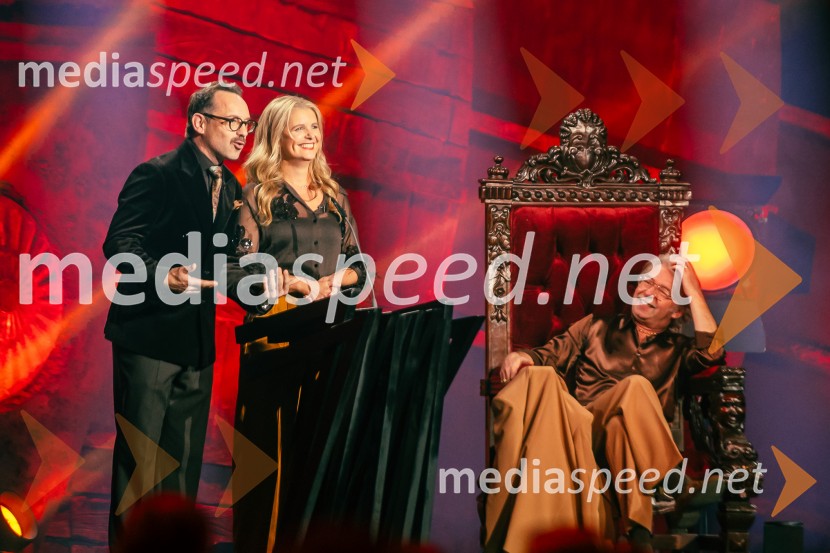  Jože Robežnik,  televizijski voditelj;  Bernarda Žarn, voditeljica;  Tanja Subotić Levanič, direktorica korporativnih odnosov, Pivovarna Laško UnionNa žaru z Ladom Bizovičarjem, Magnifico