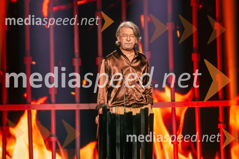  Robert Pešut - Magnifico, glasbenikNa žaru z Ladom Bizovičarjem, Magnifico