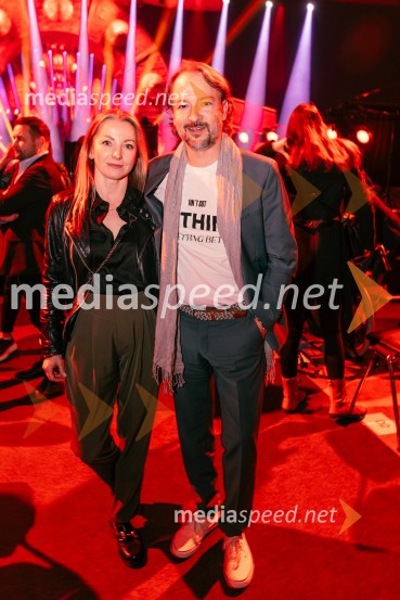  ... ;  Aleksandar Pešut, Schatzi, glasbeni producentNa žaru z Ladom Bizovičarjem, Magnifico