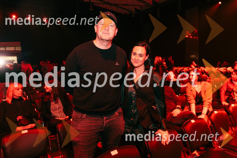 Na žaru z Ladom Bizovičarjem, Magnifico